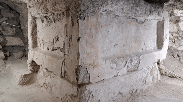 Μυστηριώδης βωμός σε αρχαία πόλη των Μάγια περιείχε σορούς – και δεν κατασκευάστηκε από τους ίδιους