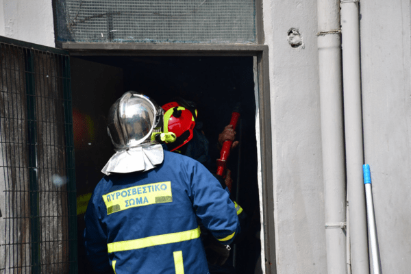 Κεφαλονιά: Ολοσχερής καταστροφή σπιτιού από φωτιά στο Αργοστόλι