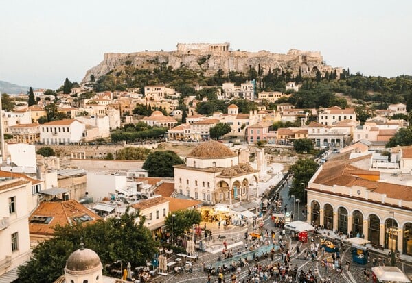 ΔΝΤ: Η Ελλάδα είναι από τις οικονομίες με την καλύτερη απόδοση στην ΕΕ