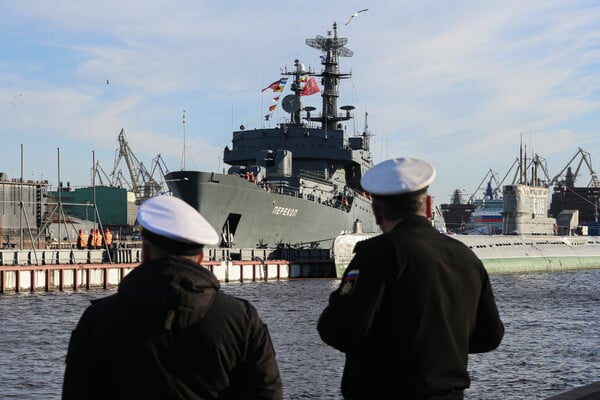 Ρωσία: Η στρατιωτική ενίσχυση κατά μήκος των συνόρων του ΝΑΤΟ προκαλεί ανησυχία στην Ευρώπη