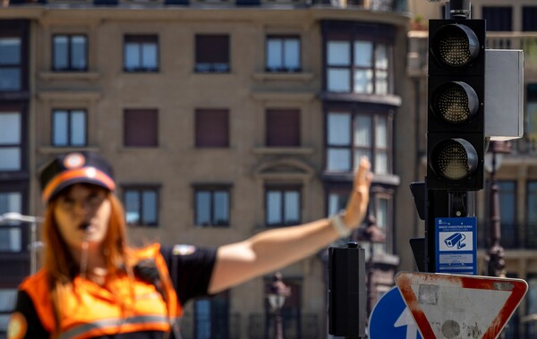 Μπλακ άουτ σε Ισπανία και Πορτογαλία: Χωρίς φανάρια οι δρόμοι, στο σκοτάδι το μετρό