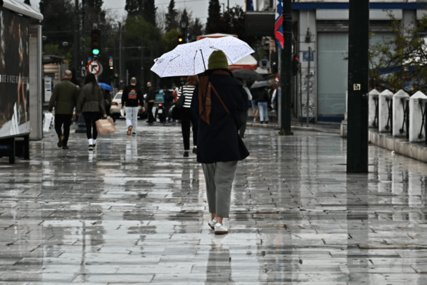 Ο καιρός σήμερα: Καταιγίδες και άνεμοι έως 9 μποφόρ