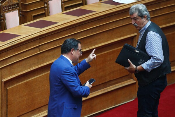 Επεισόδιο Γεωργιάδη-Πολάκη στην Βουλή με βαρείς χαρακτηρισμούς