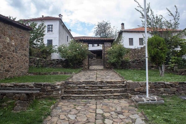48 ώρες στην Καστοριά