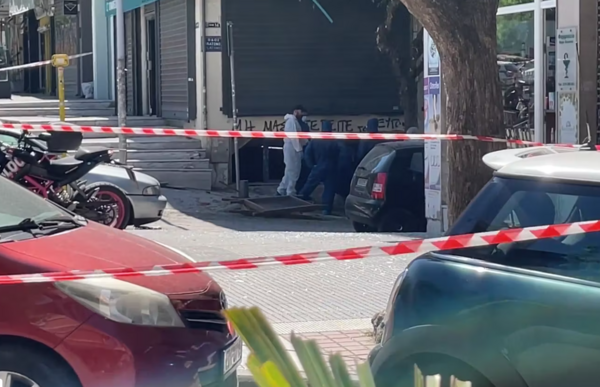 Βίντεο ντοκουμέντο από τα πρώτα λεπτά μετά την έκρηξη σε τράπεζα στην Θεσσαλονίκη