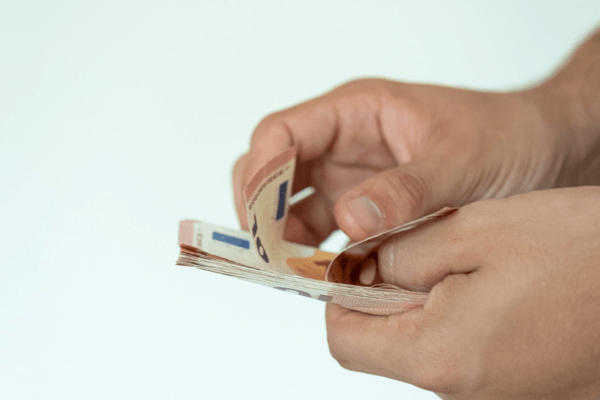 Ο «χάρτης» των πληρωμών από τον e-ΕΦΚΑ και τη ΔΥΠΑ έως τις 9 Μαΐου