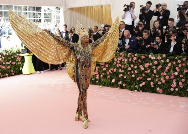 Met Gala: Τα 8 look όλων των εποχών, σύμφωνα με το BBC
