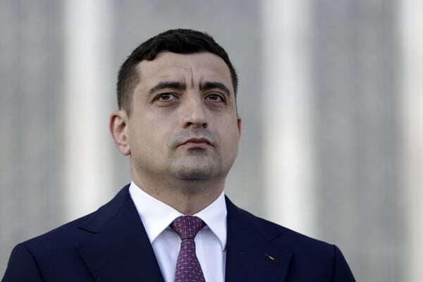 Εκλογές στη Ρουμανία: Νίκη του ακροδεξιού Τζορτζ Σιμιόν στον πρώτο γύρο για την προεδρία
