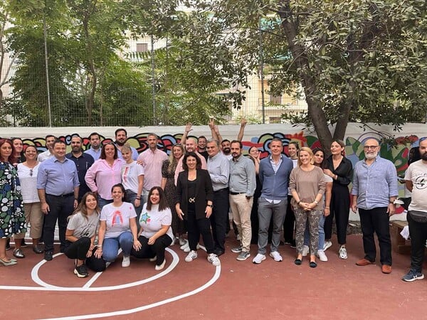 Η Μαρινόπουλος Εταιρεία Καφέ Μονοπρόσωπη Α.Ε.Ε. (Starbucks) πιστοποιήθηκε ως Great Place to Work