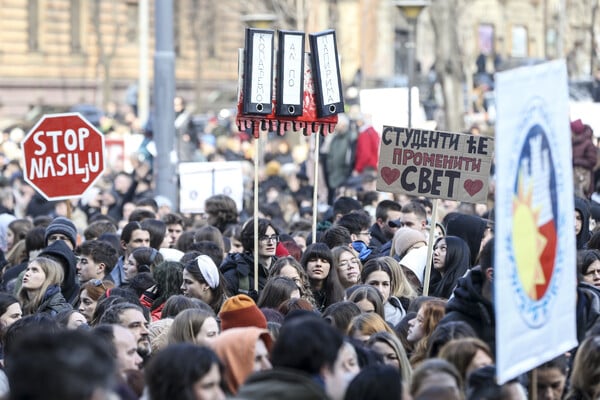 Σερβία: Πρόωρες βουλευτικές εκλογές ζητούν οι φοιτητές