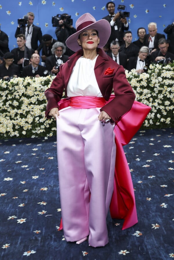 Met Gala 2025: 25 εμφανίσεις μαύρου στυλ που θα μείνουν αξέχαστες