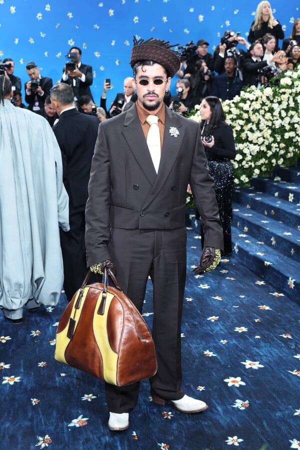 Met Gala 2025: 25 εμφανίσεις μαύρου στυλ που θα μείνουν αξέχαστες