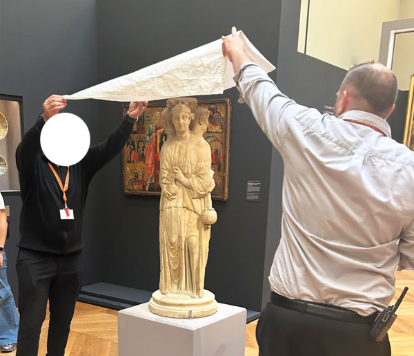  Λούβρο: Διαρροή νερού «απείλησε» αριστουργήματα της πρώιμης ευρωπαϊκής τέχνης