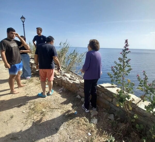Νεκρή γυναίκα στην Άνδρο - Έπεσε με το αυτοκίνητό της στη θάλασσα