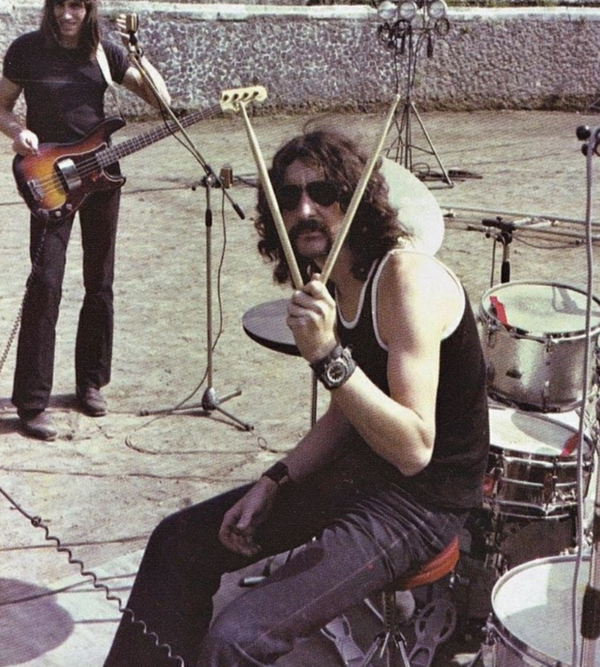 Οι Pink Floyd κατέκτησαν την κορυφή των βρετανικών charts με δίσκο του 1972