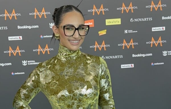 Eurovision 2025: Τι φόρεσε η Klavdia στο Τιρκουάζ Χαλί - «Είσαι αρχόντισσα»