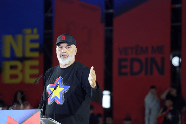 Αλβανία: Ο πρωθυπουργός Ράμα διεκδικεί τέταρτη θητεία