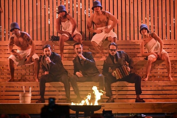 Eurovision 2025: Σάουνα και διαστημικά σκυλιά - Αυτά είναι τα 10 καλύτερα τραγούδια του μουσικού διαγωνισμού
