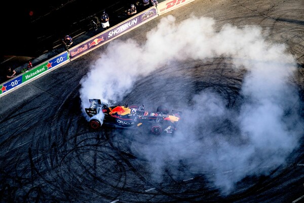 Red Bull Showrun by ALUMIL: Ένα υπερθέαμα μηχανοκίνητου αθλητισμού, στο Αεροδρόμιο Τατοΐου