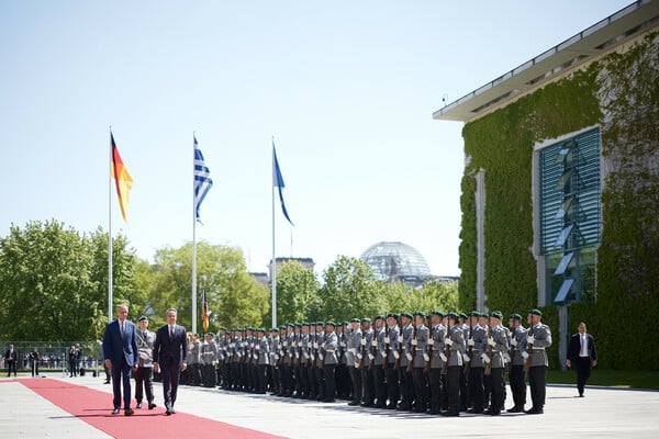 Μερτς σε Μητσοτάκη: «Έχουμε τεράστιο σεβασμό για τα εντυπωσιακά επιτεύγματα της Ελλάδας