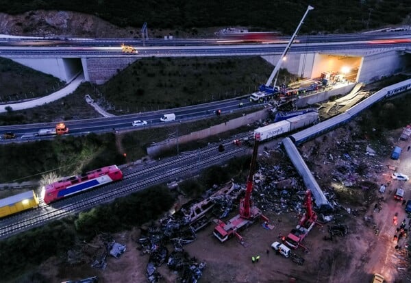 Τέμπη: Κατατέθηκε το πόρισμα του ΕΜΠ για την πυρόσφαιρα