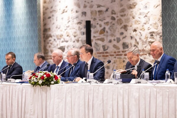 Κωνσταντινούπολη: Τι συζητήθηκε στην τριμερή Ρωσίας - Ουκρανίας - Τουρκίας