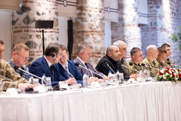Κωνσταντινούπολη: Τι συζητήθηκε στην τριμερή Ρωσίας - Ουκρανίας - Τουρκίας