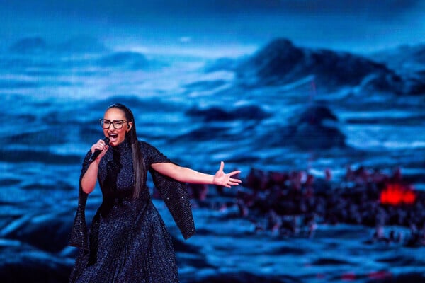 Eurovision 2025 - Β' Ημιτελικός: Η Ελλάδα με την Klavdia στον τελικό - Ποιες χώρες πέρασαν