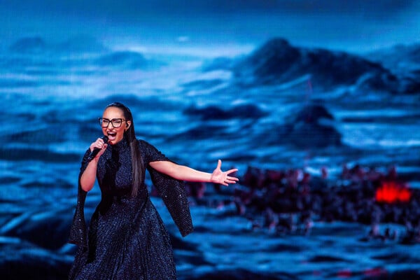 Eurovision 2025: Λεπτό προς λεπτό ο μεγάλος τελικός – Όλες οι εμφανίσεις, η βαθμολογία και το αποτέλεσμα 