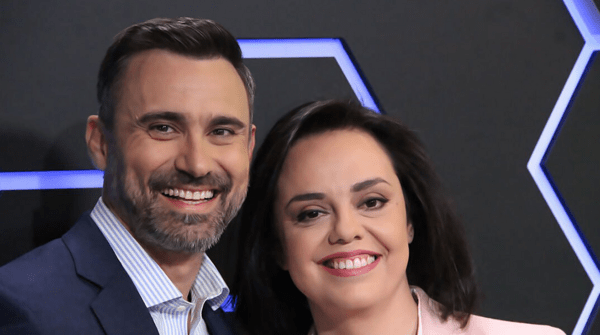 Eurovision 2025: Ο Γιώργος Καπουτζίδης και οι ατάκες του στον Β' ημιτελικό 