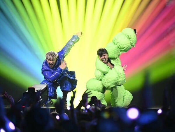 Eurovision 2025: «Οι νικητές της καρδιάς μας» Baby Lasagna και Käärijä στον τελικό