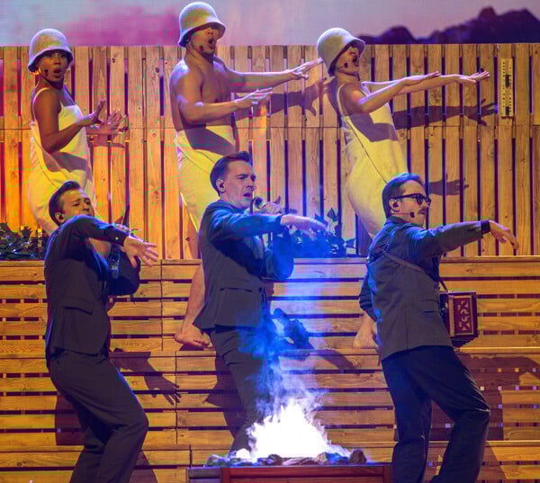 Eurovision 2025: Η Σουηδία σάρωσε στον μεγάλο τελικό – Αποθέωση για τους KAJ και το «Bara Bada Bastu»