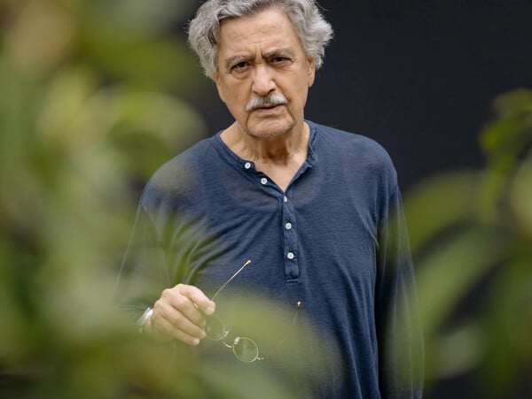 Νίκος Γαλανός: Το «αντίο» της Γης της Ελιάς στον ηθοποιό κατά την έναρξη του επεισοδίου