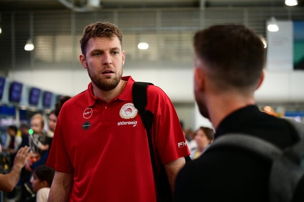 Final Four Euroleague: Ολυμπιακός και Παναθηναϊκός αναχώρησαν για Άμπου Ντάμπι