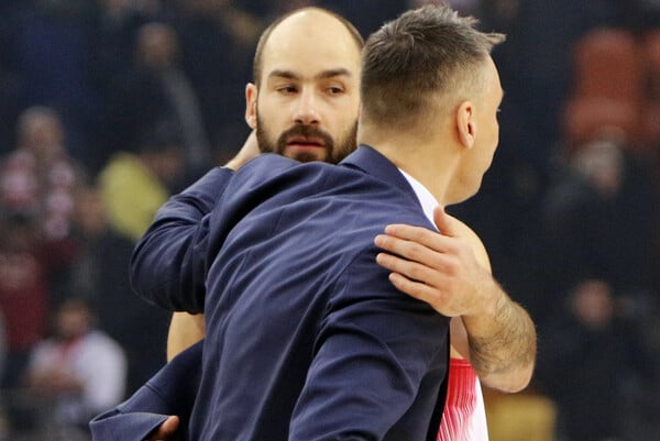 Final Four: «Το χειρότερο είναι ότι δεν έχουμε τη μπάλα» - Η φράση του Σπανούλη στον Γιασικεβίτσιους πριν τους ημιτελικούς