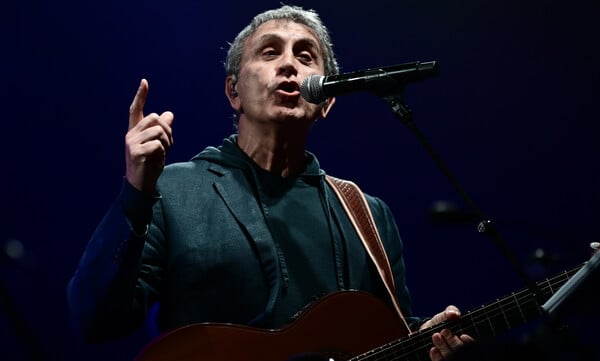 Γιώργος Νταλάρας: «Τι είδους προσφορά στον πολιτισμό είναι αυτό;» - Το σχόλιο για τα νυχτερινά κέντρα