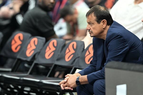 Live Oλυμπιακός - Παναθηναϊκός: 36-25 (B' περίοδος)