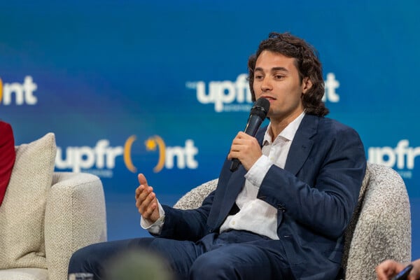 Upfront 2025: Συμπερίληψη και προσβασιμότητα στην πράξη -κι όμως γίνεται