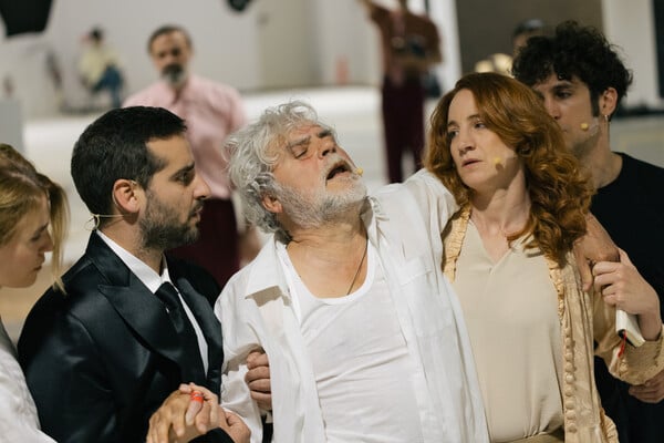 Γιάννης Χουβαρδάς