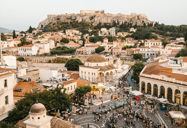 ΚΑΙΡΟΣ ΑΛΛΑΖΕΙ ΘΕΡΜΟΚΡΑΣΙΑ