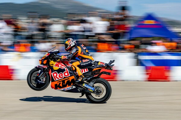 Red Bull Showrun by ALUMIL: Το motorsports event που συγκλόνισε την Αθήνα