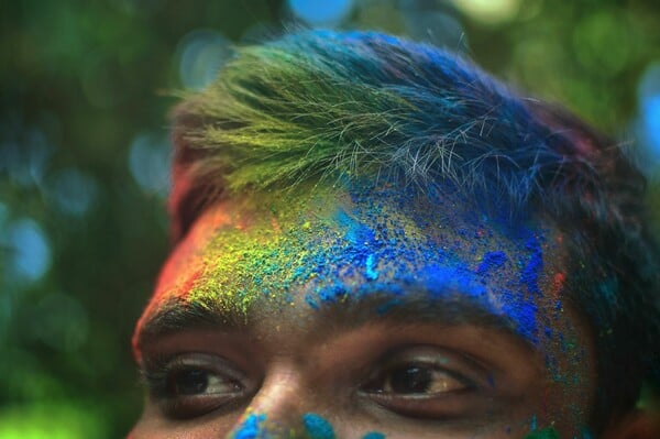 Η Gen Z πιο open mind στη σεξουαλική της ταυτότητα από τους Millennials