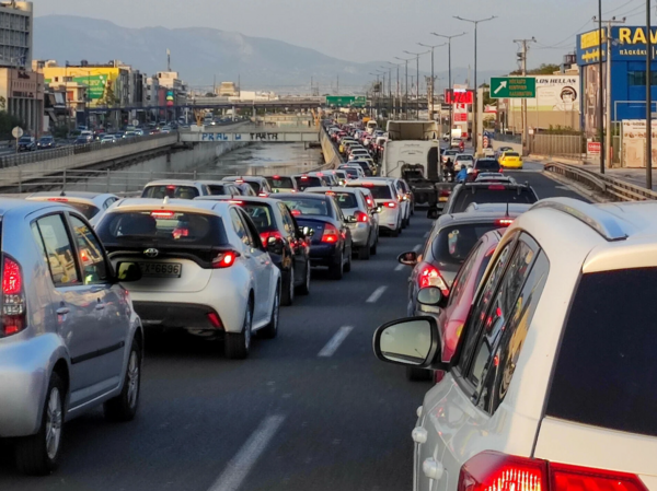 ΚΙΝΗΣΗ ΣΤΟΥΣ ΔΡΟΜΟΥΣ ΚΗΦΙΣΟΣ ΚΗΦΙΣΙΑΣ ΑΤΤΙΚΗ ΟΔΟΣ