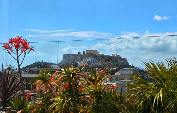 Καιρός: Ηλιοφάνεια και θερμοκρασία ως και 34 βαθμοί
