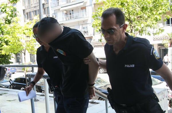 ΓΑΤΑΚΙ ΘΕΣΣΑΛΟΝΙΚΗ
