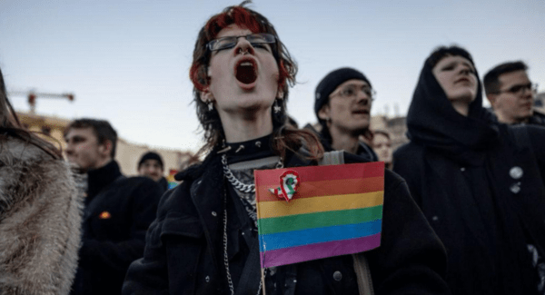 Ουγγαρία: Η καταστολή περιεχομένου σχετικό με την ΛΟΑΤΚΙ+ κοινότητα παραβιάζει τα ανθρώπινα δικαιώματα