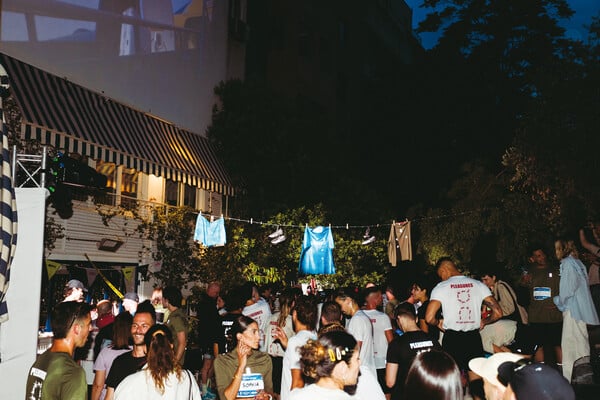 On x PLEASURES x The Loop: Όταν το τρέξιμο συναντά την κουλτούρα του δρόμου