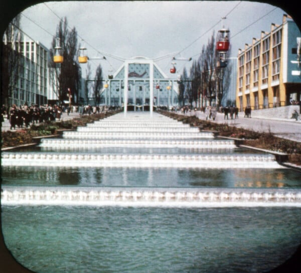 Το σοβιετικό περίπτερο στην Expo '58 και η αναζήτηση ενός σύγχρονου σοσιαλιστικού στυλ