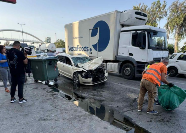 Τροχαίο στην Ποσειδώνος: Ελεύθερος ο οδηγός ταξί - «Δεν είδα το απορριμματοφόρο» 