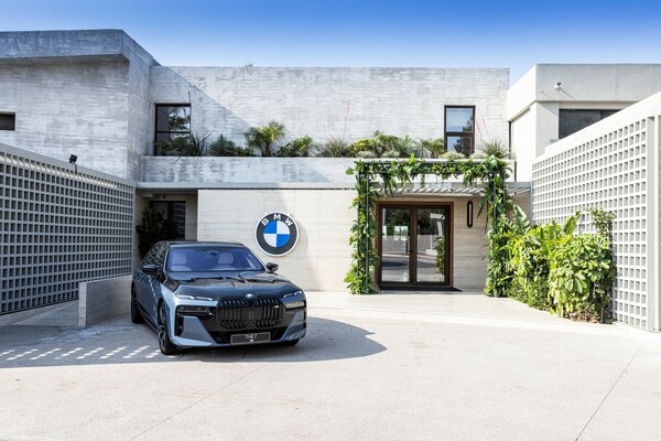 Αποκάλυψη για τη νέα BMW iX στο «The BMW Oikos»